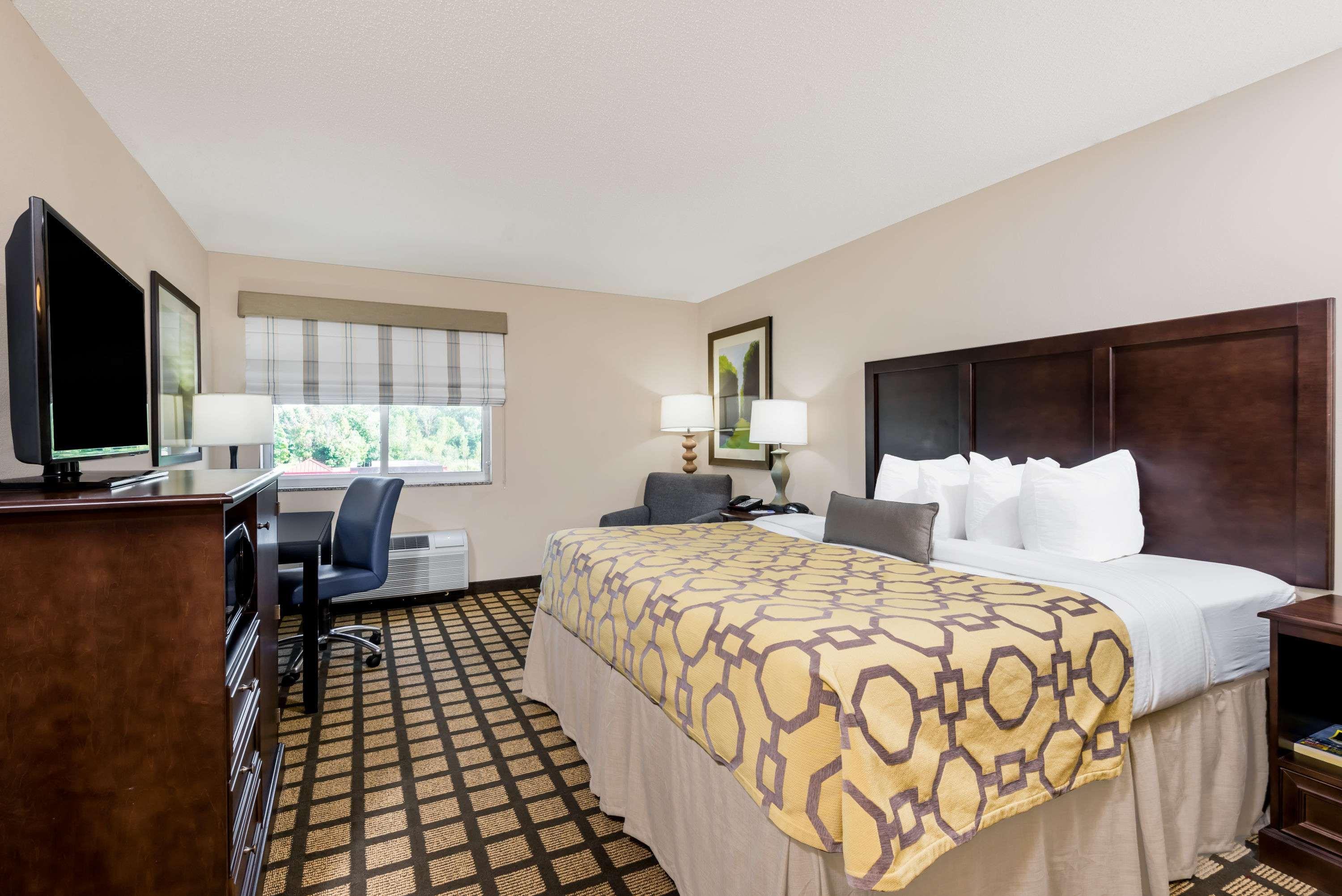 Baymont By Wyndham Erie Hotel Kearsarge Екстериор снимка